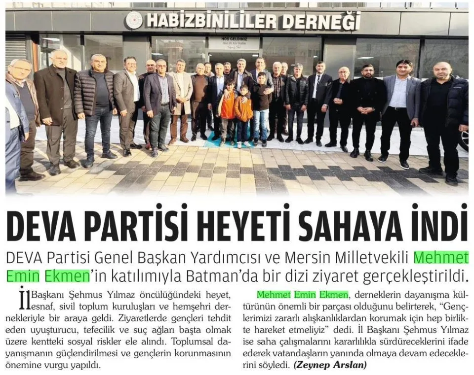 DEVA PARTİSİ HEYETİ SAHAYA İNDİ — gazete kupürü