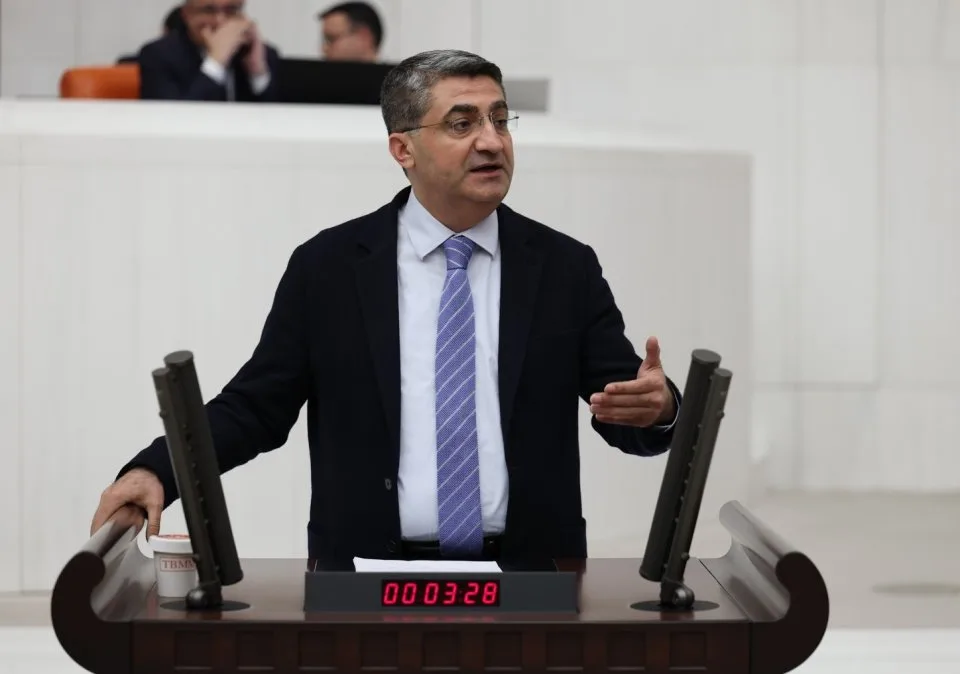 EKMEN: Mersin bu ayrımcılığı hak etmiyor