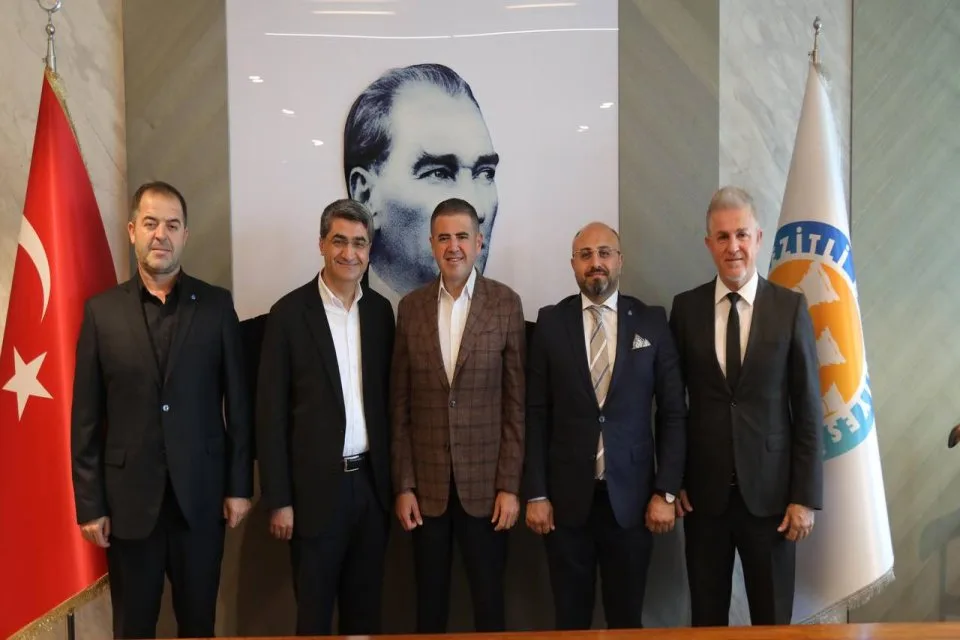 Mersin Mezitli Belediye Başkanı Ahmet Serkan Tuncer’e hayırlı olsun ziyareti
