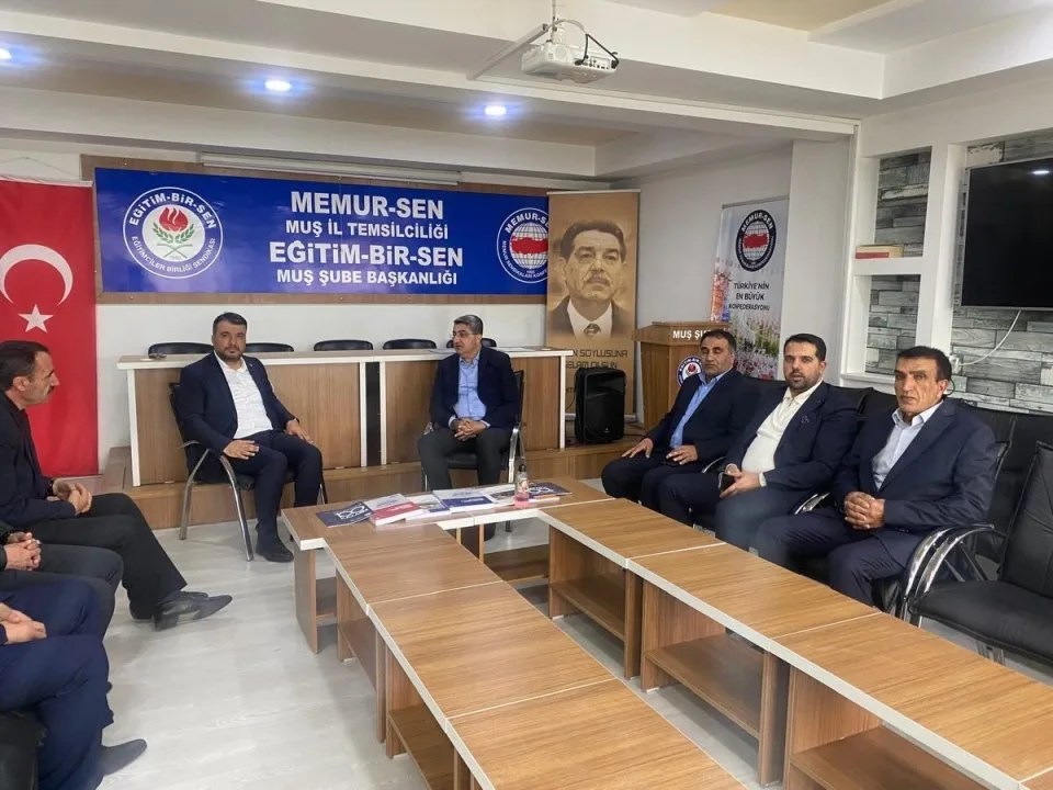 Eğitim Bir-Sen Muş İl Temsilcisi Sayın Başkan Mahir Barışan’ı ziyaret ettik.