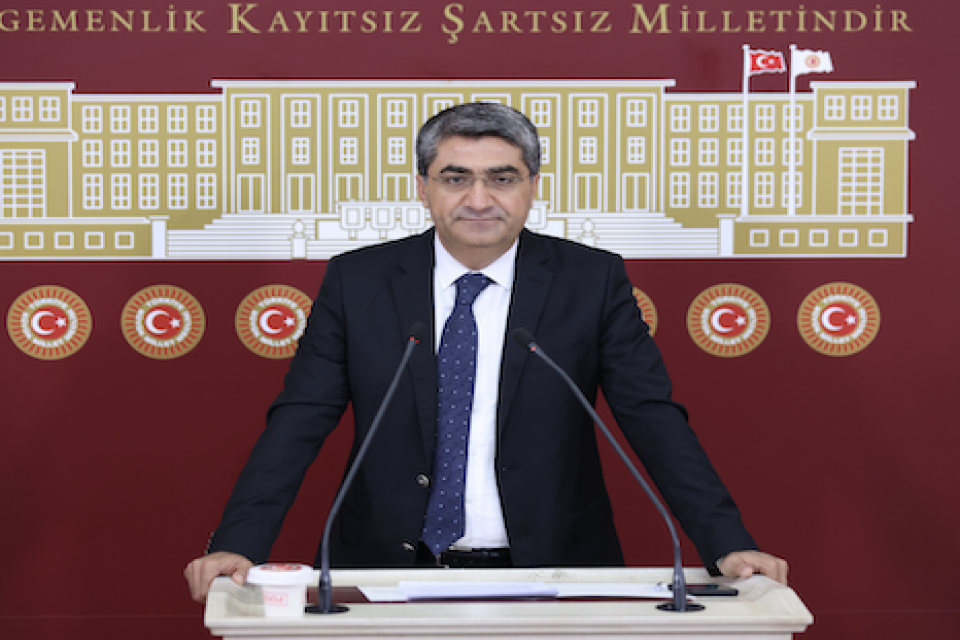 DEVA PARTİLİ EKMEN’DEN BAKAN IŞIKHAN’A MEVSİMLİK İŞÇİ SORULARI