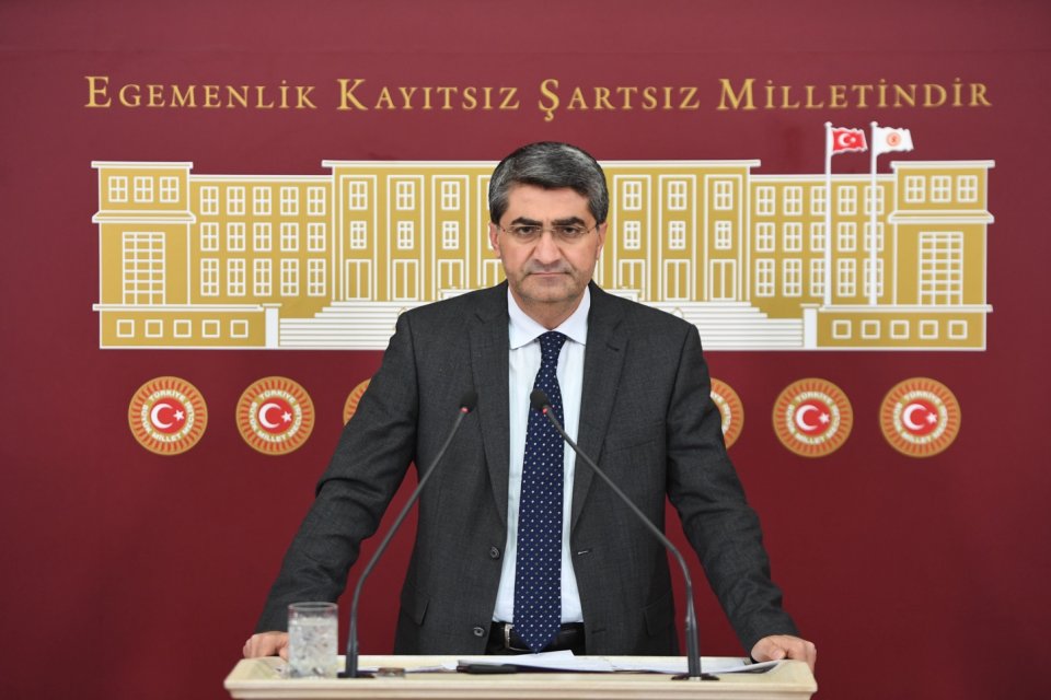 DEVA Partili Ekmen: “Diyarbakırlı hastalar kobay olarak mı kullanıldı? ”