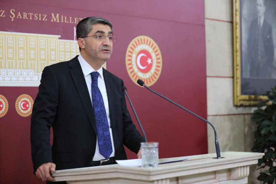 DEVA PARTİLİ EKMEN, SEÇMEN TAŞIMA KONUSUNDA  YAPILAN USULSÜZLÜKLERE DİKKAT ÇEKTİ