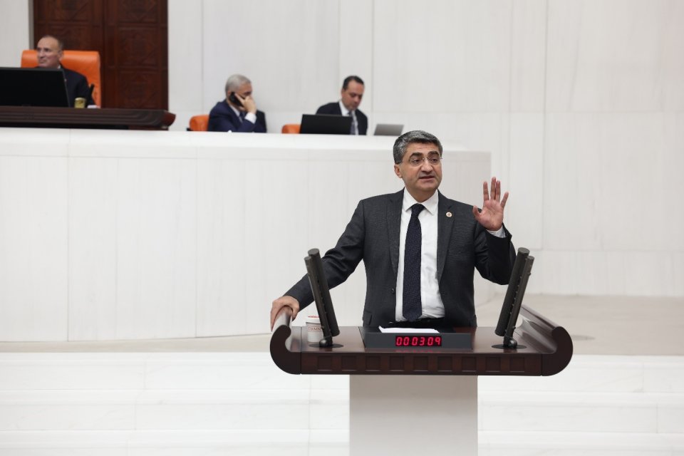 Ekmen’den 8 Mart açıklaması