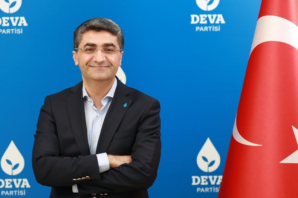 EKMEN, ZAMLARI ELEŞTİRDİ