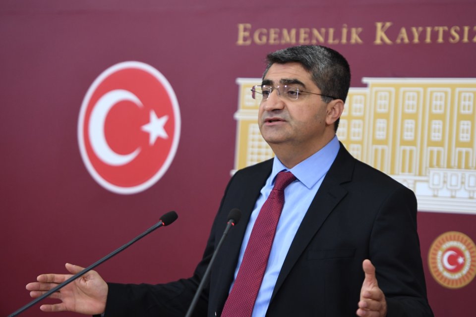 Mehmet Emin Ekmen, Plan ve Bütçe Komisyonu'nda Merkez Bankası'nın İstanbul'a Taşınma Kararını ve Ekonomik Politikaları Sordu