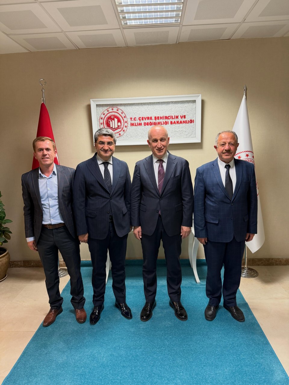 Çevre, Şehircilik ve İklim Değişikliği Bakan Yardımcısı Sayın Ömer Bulut’u makamında ziyaret ettik.