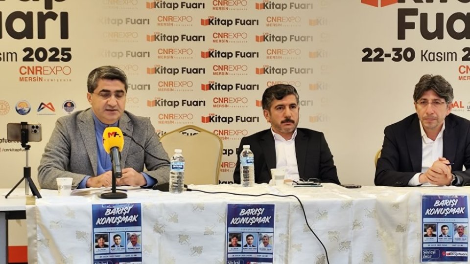Mersin 10. Kitap Fuarında Mersin Milletvekilimiz Sn. Ali Bozan ve Muhammed Salar Hoca ile barışı konuştuk.