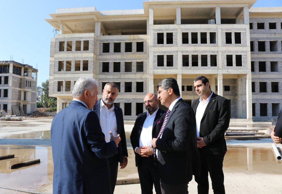 Mersin İl Müftülüğü Yerleşkesinde inşaat alanı hakkında bilgi paylaşımında bulunduk.