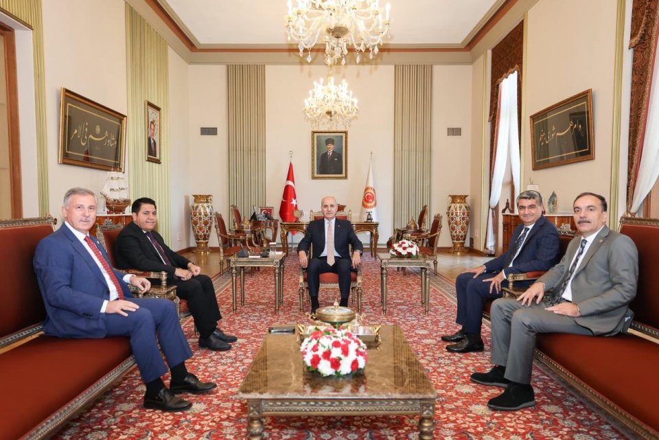 Sn. Başkan’nın daveti üzerine Milli Dayanışma, Kardeşlik ve Demokrasi Komisyonu raporu sonrasında TBMM gündemine gelecek çerçeve yasaya ilişkin bilgilendirildik